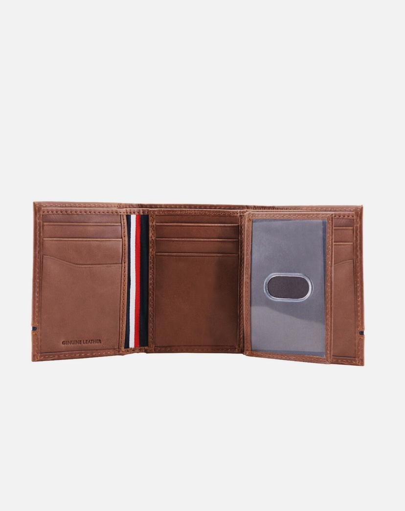Tommy Hilfiger Men's Leather RFID Extra Capacity Trifold Wallet - Image 2