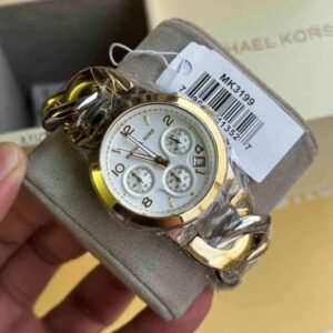Women’s Luxury Stainless-Steel Watch – USA-Inspired Elegant Design