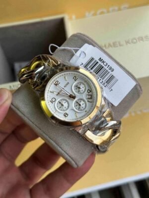 Michael Kors Women’s Luxury Stainless-Steel Watch USA-inspired elegant design