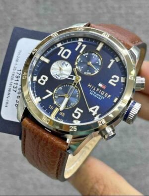 Tommey Men’s Classic Leather Strap Watch USA-inspired design