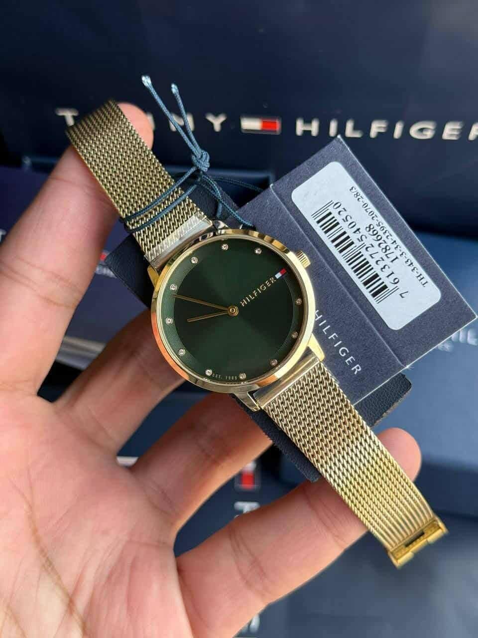 Women’s Elegant Stainless-Steel Watch – USA-Inspired Design