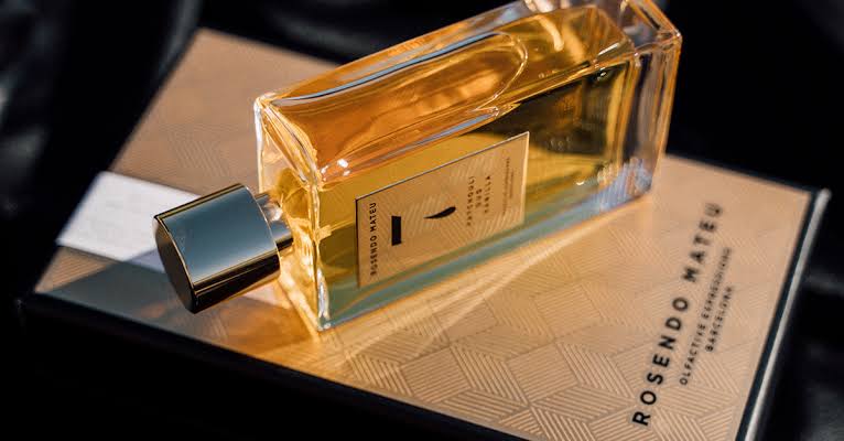 Rosendo Mateu 7 Eau de Parfum – 100 ml - صورة 5